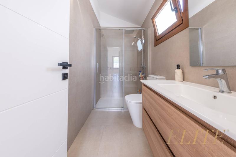 Foto da3d716f-02a6-49bd-ba05-e4c0e2193855. Casa en avenida de los estados unidos 60 espectacular bungalow totalmente reformado en los arcos Playa del Inglés en San Bartolomé de Tirajana