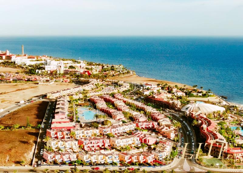 Foto b2477b05-1993-4525-a407-6aa0f28e4630. Alquiler apartamento en calle oceano atlantico 8 en San Bartolomé de Tirajana