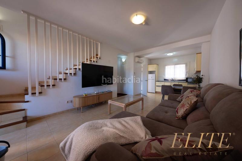 Foto 0125ddcd-5b16-4869-8cf8-31a79f94a944. Casa adosada en calle mar caspio 2 en Maspalomas - Meloneras San Bartolomé de Tirajana