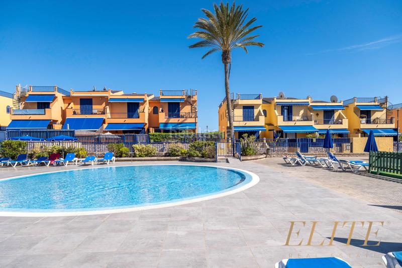 Foto 1aadce5f-038d-40b2-95b6-acff37e07c3a. Casa adosada en calle mar caspio 2 en Maspalomas - Meloneras San Bartolomé de Tirajana