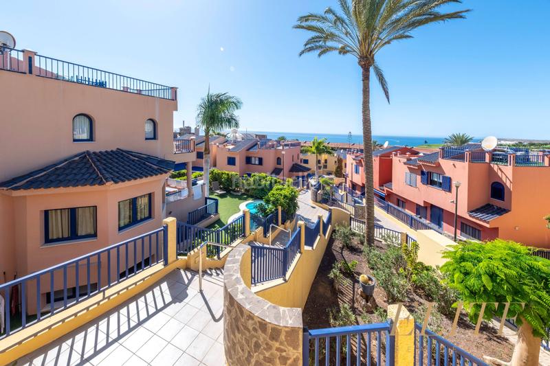 Foto 4ad1cfd6-cec7-4353-b675-94a710887cdd. Casa adossada a calle mar caspio 2 a Maspalomas - Meloneras San Bartolomé de Tirajana