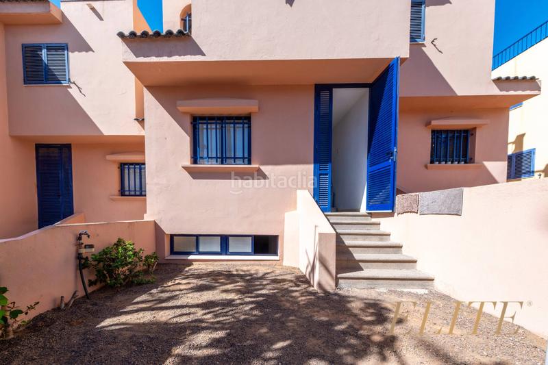 Foto b91d9fcf-c1f4-44f8-9ca7-fc229f756f1b. Casa adossada a calle mar caspio 2 a Maspalomas - Meloneras San Bartolomé de Tirajana