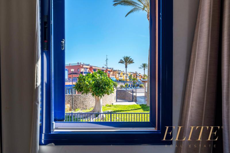 Foto 6123e9aa-3cfd-46eb-9230-e31177187bdb. Maison jumelée dans calle mar caspio 2 dans Maspalomas - Meloneras San Bartolomé de Tirajana