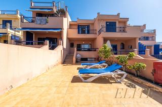 Reihenhaus in Calle mar caspio 2