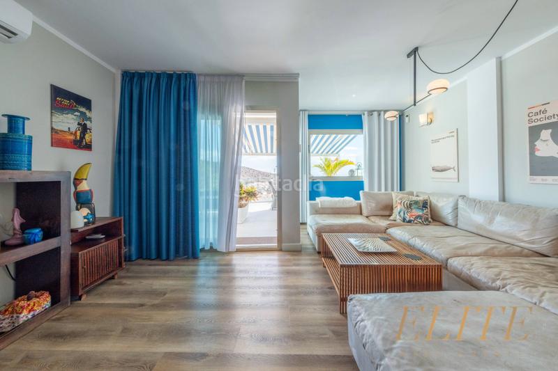 Foto d065ae41-f785-47f2-bc70-41bf5b500646. Casa aparellada a guacimara 144 a Arguineguín Mogán