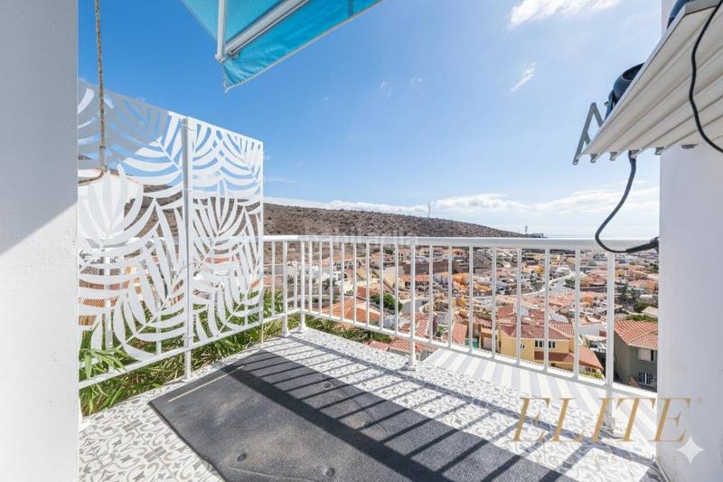 Foto a28f0aff-3ec5-4c83-95df-af988e1b4f5f. Casa bifamiliare in guacimara 144 in Arguineguín Mogán