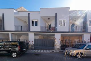 Casa adossada  Calle gladiolo