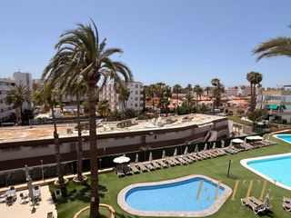 Estudi a Avenida de tenerife 17