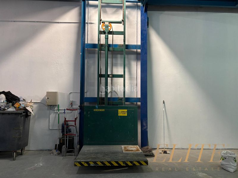 Foto 33341bde-7786-4696-80d9-35c1fb6ed6b8. Rent industrial building in calle brezo 8 in Cruce de Arinaga Agüimes