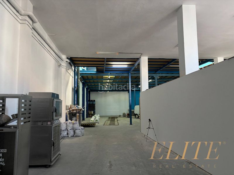 Foto ef636b6f-2250-47ef-b279-5710036aecdb. Rent industrial building in calle brezo 8 in Cruce de Arinaga Agüimes