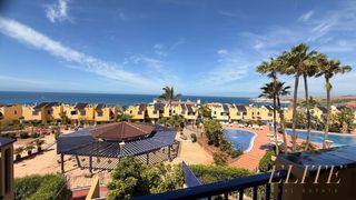Casa adosada  Calle mar mediterraneo. Exclusivo tríplex con vistas al mar en bahía meloneras 1, una de