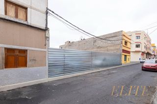 Terreno residenziale in Calle violeta 23. Solar urbano de 330m2 junto al cc la rambla y hospital negrín  o
