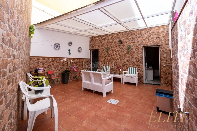 Foto 029c3692-3338-42ad-9ca1-68b3879eb001. Ground floor in calle maestro jose he 14 in Arucas casco Arucas