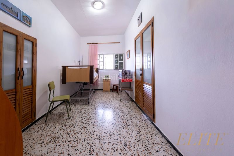 Foto bb3eed8e-a954-4ed0-9bfd-777e48be2254. Ground floor in calle maestro jose he 14 in Arucas casco Arucas