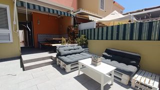 Location Maison jumelée  Calle arminda. Espacioso dúplex de 3 dormitorios con garaje y zona exterior