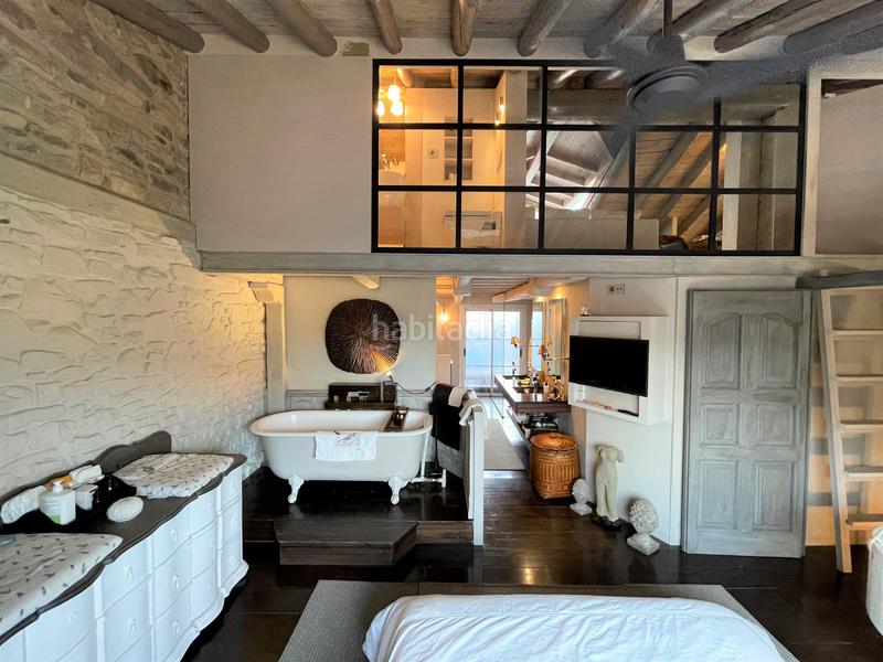 Foto 0d07c042-bab3-4229-93fb-fc6f783462cb. Àtic amb calefacció piscina a Casco Antiguo - Ciudadela Jaca