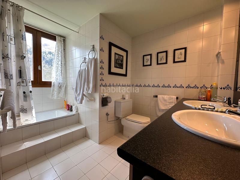 Foto 75ca4f16-0925-4798-9bf6-be9a7f1c68f9. Dúplex a calle única 4b a Aisa