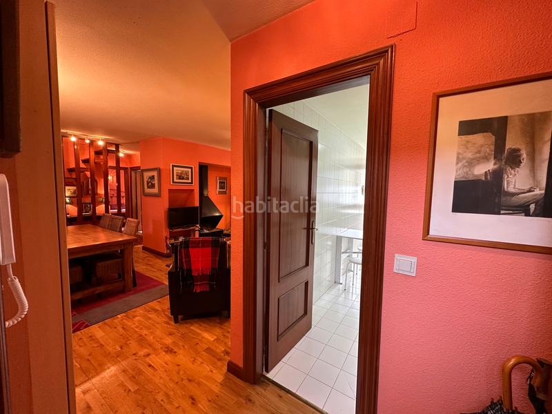 Foto a1b12448-517e-4b73-af27-02ef249f844d. Dúplex a calle única 4b a Aisa