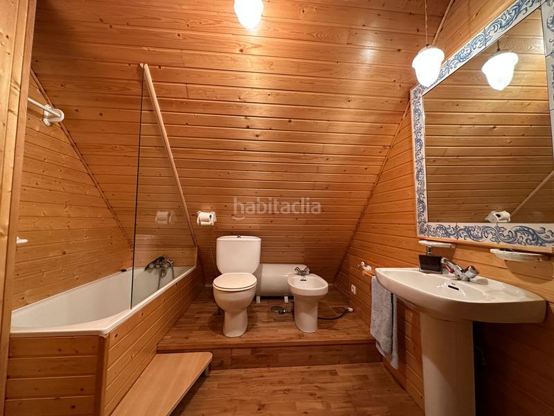 Foto eda110b3-5324-487d-b7b0-97fe82c91e76. Dúplex a calle única 4b a Aisa