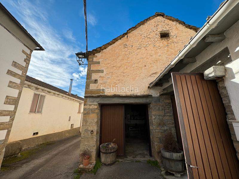 Foto 8b806e1f-ccd8-4165-a44e-1c6126ffa722. Country house with fireplace parking in Poblaciones Sur Jaca