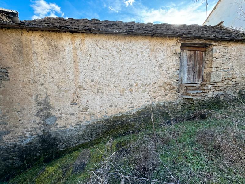 Foto e4ac1cfd-ecfa-4dfe-804a-d6ae89f282e4. Country house with fireplace parking in Poblaciones Sur Jaca