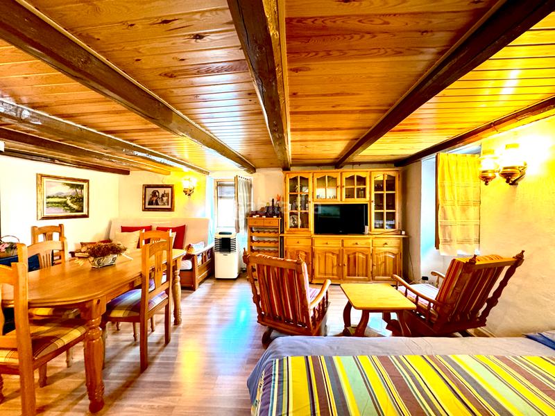 Foto 8cbe50ab-b1bb-453e-a0c4-eb0a02a6ba32. Apartamento en Bailo