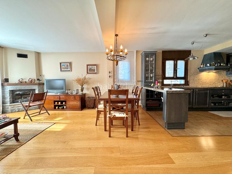 Foto 2cb1b58e-70aa-4979-8e3e-af98ab794034. Zweistöckige wohnung mit kamin in Ansó