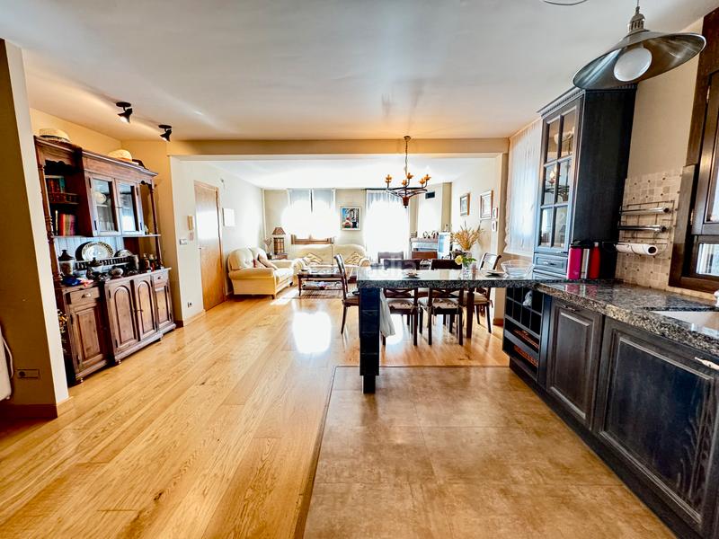 Foto 6861dd15-7a96-4ea0-b95a-77090e07e2ed. Zweistöckige wohnung mit kamin in Ansó