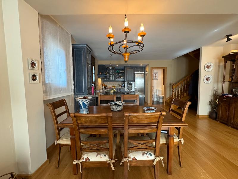 Foto 936e2a41-fc93-472f-aed6-0b6df194e97e. Zweistöckige wohnung mit kamin in Ansó