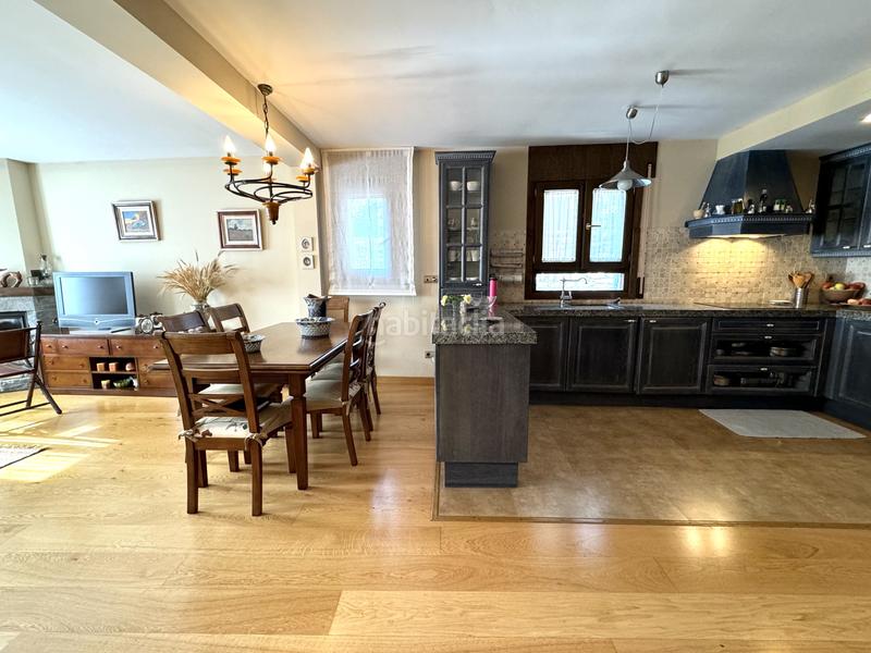 Foto 9ca8c905-b46f-474e-b69c-3d6ab3757d5c. Zweistöckige wohnung mit kamin in Ansó