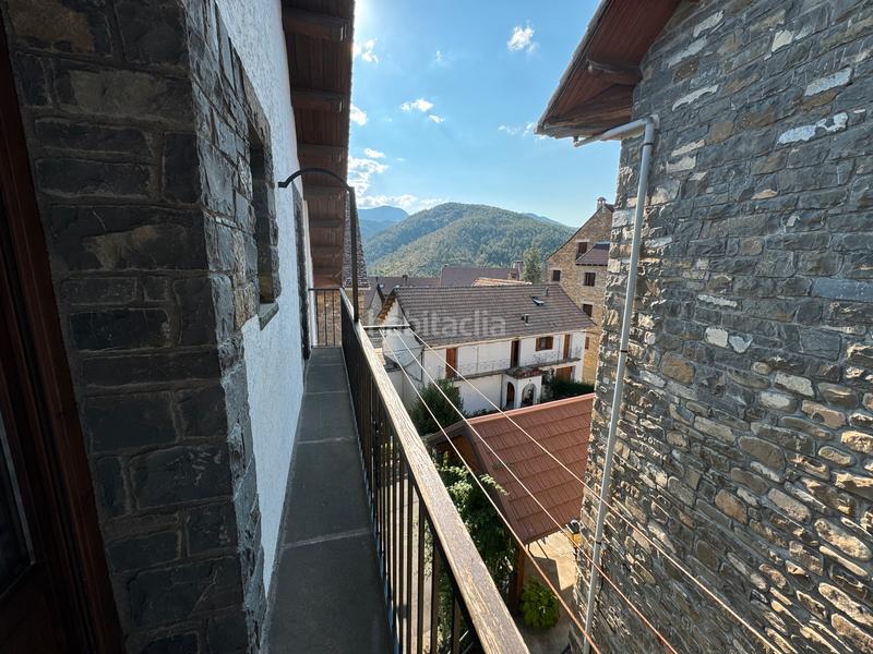 Foto e58a3fa8-6ea9-4936-b112-b4fc74cbe7c6. Zweistöckige wohnung mit kamin in Ansó