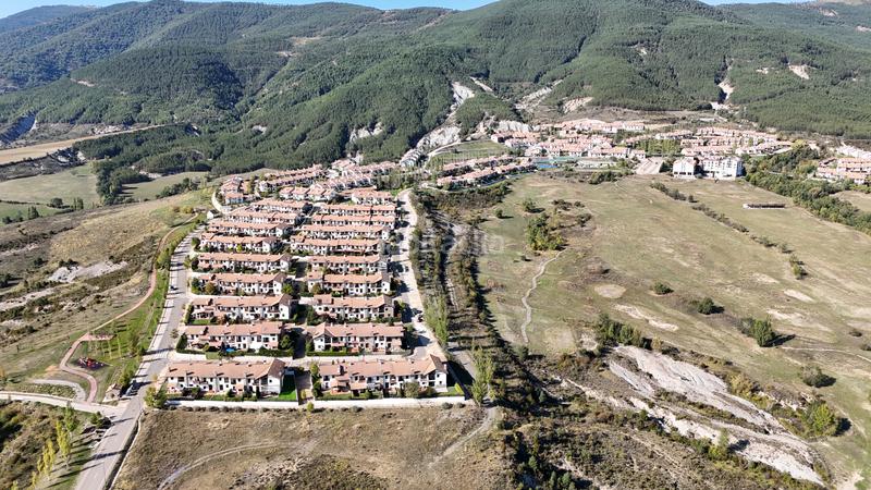 Foto e34f4355-4246-47de-9703-3e4ffe53e1d8. Dúplex en calle a ralla 39 en Poblaciones Norte Jaca