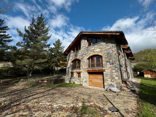 Country house in Aisa