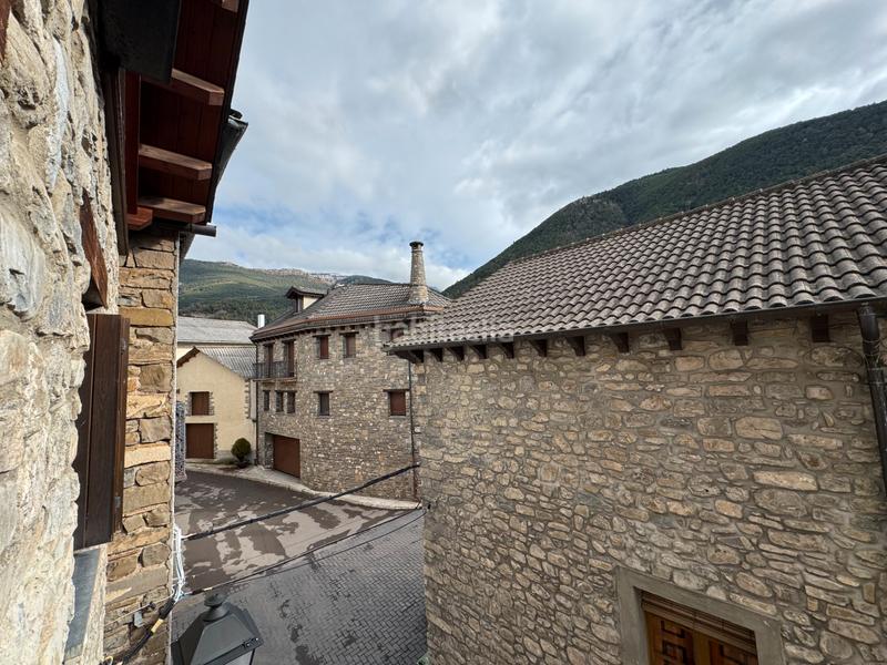 Foto 0f2dd157-1223-43fc-8492-f97dbcd5e418. Apartamento en calle faci abad don gabriel 14 en Villanúa