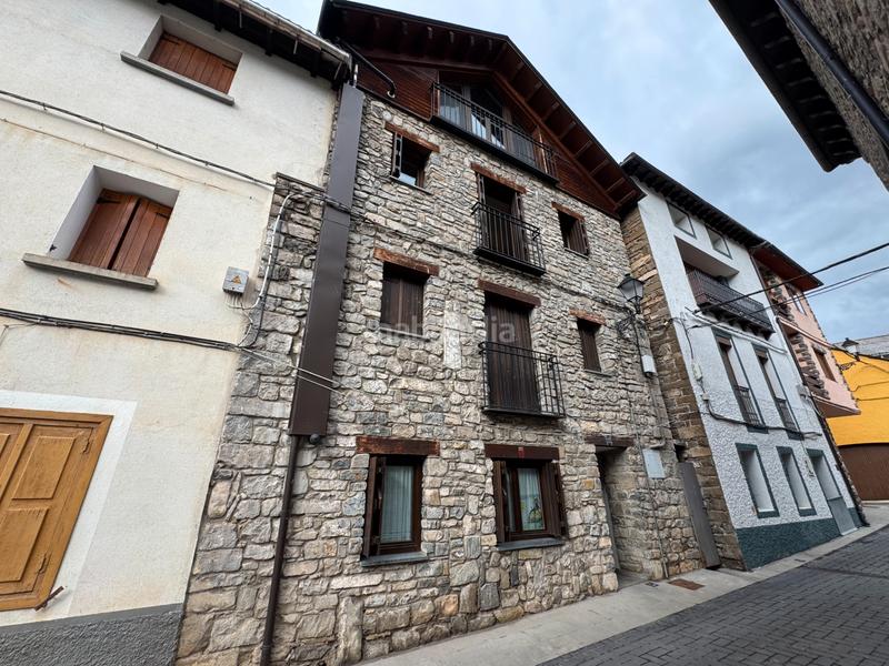 Foto 4cb0e0a9-57a2-459f-8bd3-d822535bf927. Apartamento en calle faci abad don gabriel 14 en Villanúa