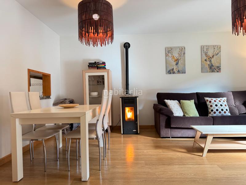 Foto b6460180-a85e-4112-a135-ecf77ea40e05. Apartamento en calle faci abad don gabriel 14 en Villanúa