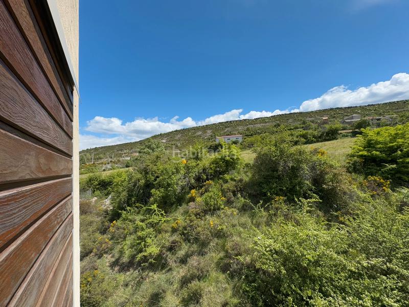 Foto 1c9051be-654d-48e2-abfb-b3984f861b08. Etagenwohnung in calle las aliagas 10 in Las Margas Golf - Latas Sabiñánigo