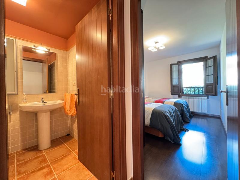Foto 60f96682-d02f-4ad4-be94-00de781a95a8. Appartement avec cheminée chauffage parking piscine dans Jaca
