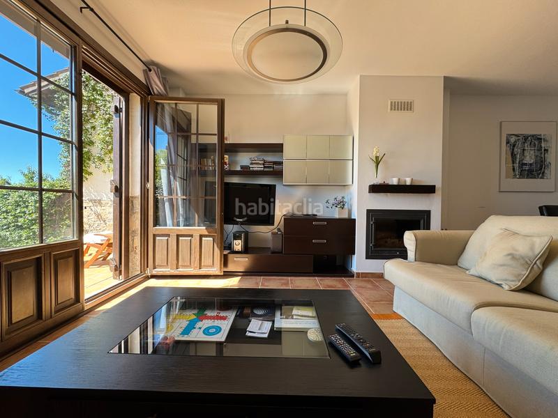 Foto af34029a-09c3-4e76-b8b3-50e15984ef27. Appartement avec cheminée chauffage parking piscine dans Jaca