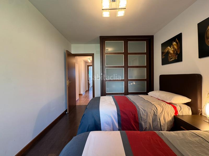 Foto b5d779d1-c4e0-41f8-86b7-e7eaa21a0cd3. Appartement avec cheminée chauffage parking piscine dans Jaca