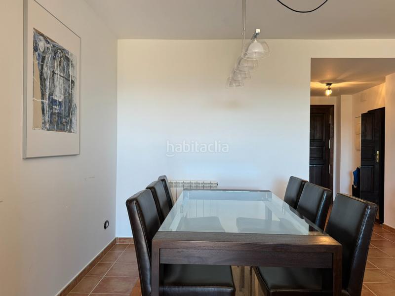 Foto dd5d31bf-923c-4255-84fb-1fd7ddc6d534. Appartement avec cheminée chauffage parking piscine dans Jaca