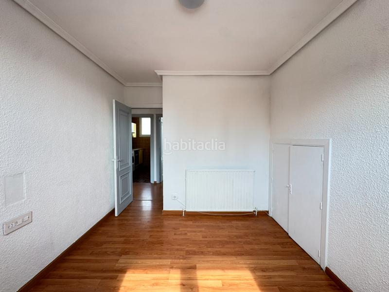 Foto 45155b1c-3476-49c7-a977-11b94a9982b6. Apartament a avenida regimiento de galicia 21 a Universidad Jaca