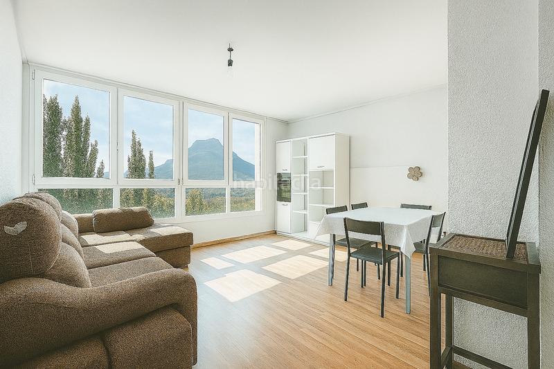 Foto 466834cd-651a-48d3-a2e6-2d1275b8058c. Apartament a avenida regimiento de galicia 21 a Universidad Jaca