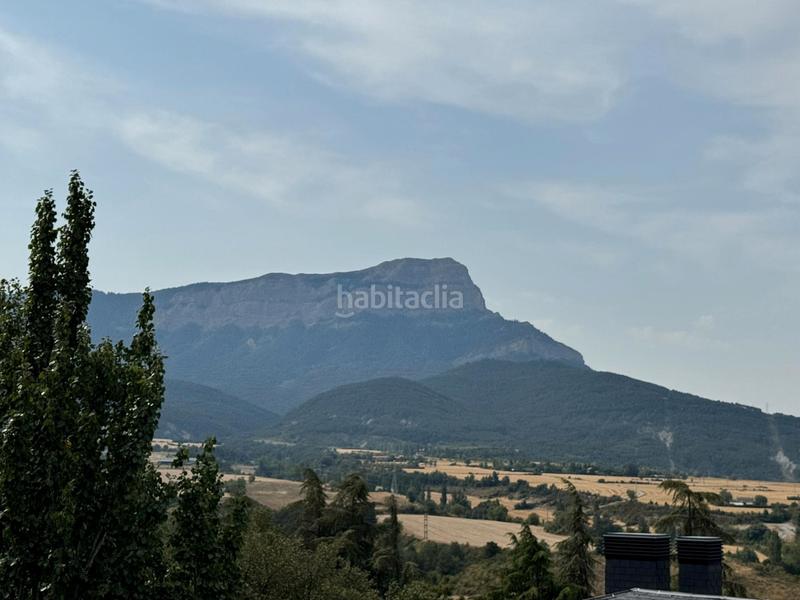 Foto fb8d1a6b-e822-477e-b6c3-b7ed93c97549. Piccolo appartamento in avenida regimiento de galicia 21 in Jaca
