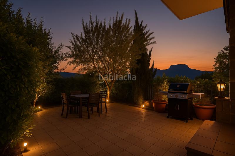 Foto 2e8fedbd-1128-4d3e-a278-6bb7697c602e. Semi detached house with fireplace heating parking pool in Jaca