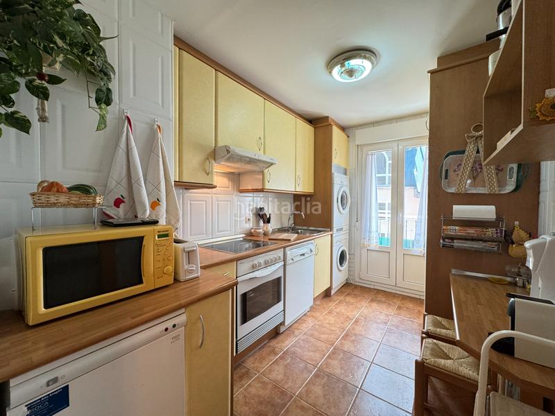 Foto 4b56e876-3bfa-4e5f-86fb-b70fabe28a3b. Pis a calle albareda 24 a Canfranc