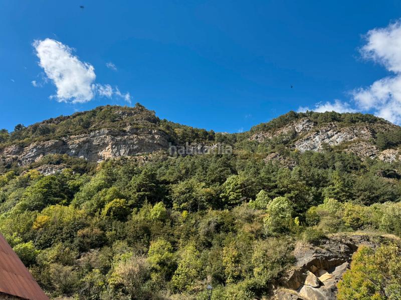 Foto 870233ae-8760-4d98-9f02-144c114d79ba. Pis a calle albareda 24 a Canfranc