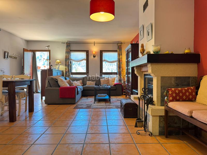 Foto a6f1dfcf-1c9a-4c5b-8f72-45590803b515. Casa adosada en camino eras 1 en Castiello de Jaca