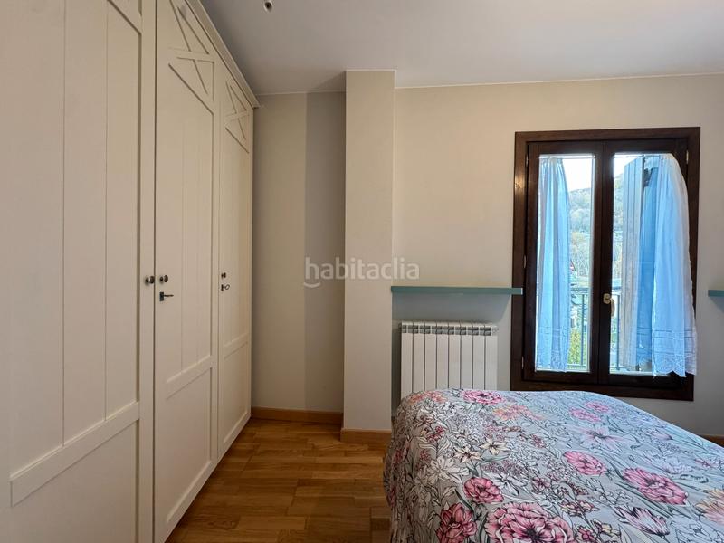 Foto 367386e0-1767-4f90-b835-6bfb2370a5af. Casa pareada en Hoz de Jaca