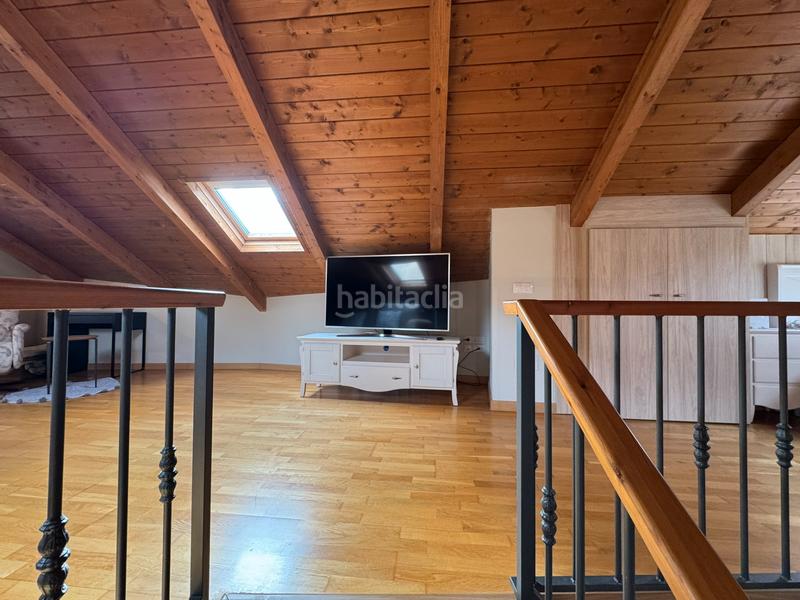 Foto 62e8ec83-6221-4571-bb7d-cf085b21fe43. Casa pareada en Hoz de Jaca